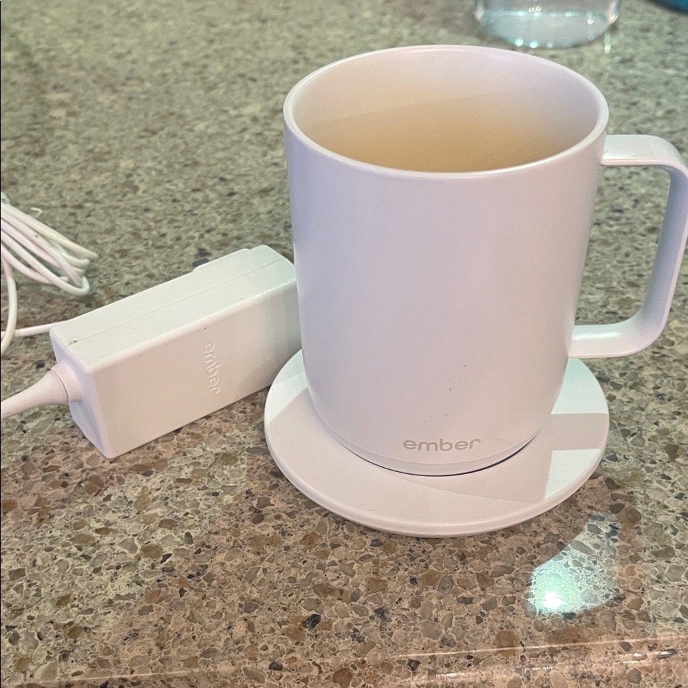Ember White Smart Mug with Charger